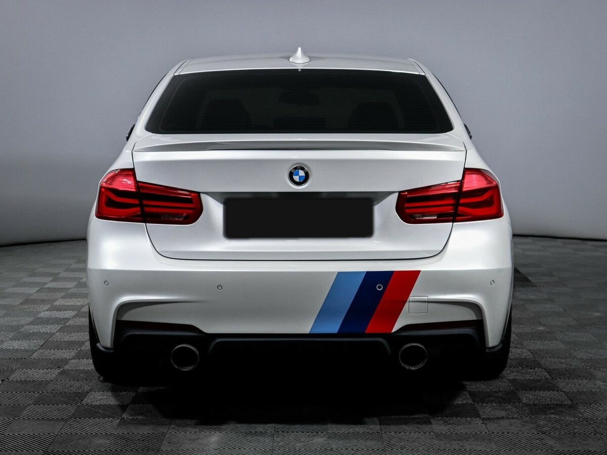 Б/У БМВ 3 серии 2016 года. Фото: #4