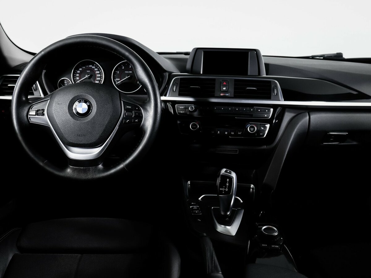 Б/У БМВ 3 серии 2016 года. Фото: #9