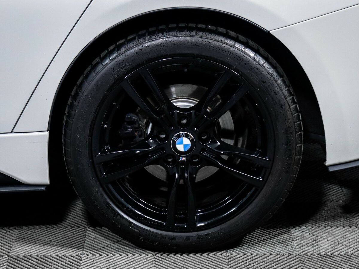 Б/У БМВ 3 серии 2016 года. Фото: #11