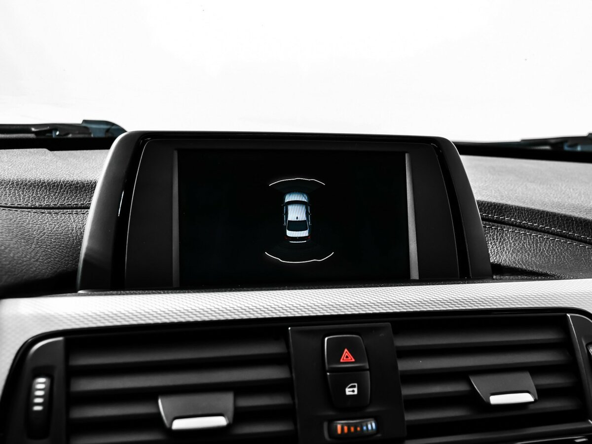 Б/У БМВ 3 серии 2017 года. Фото: #12