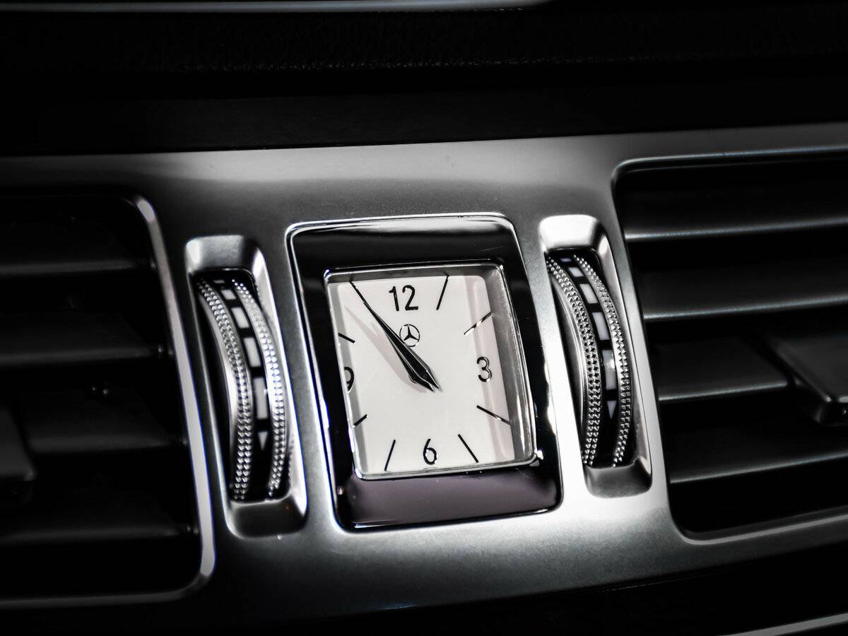 Б/У Мерседес-Бенц Е-Класс 2013 года. Фото: #15