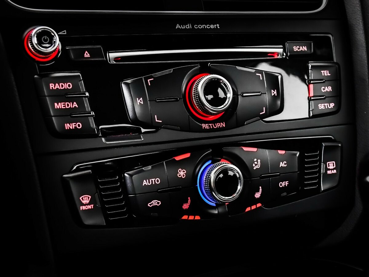 Б/У Ауди А4 2013 года. Фото: #11