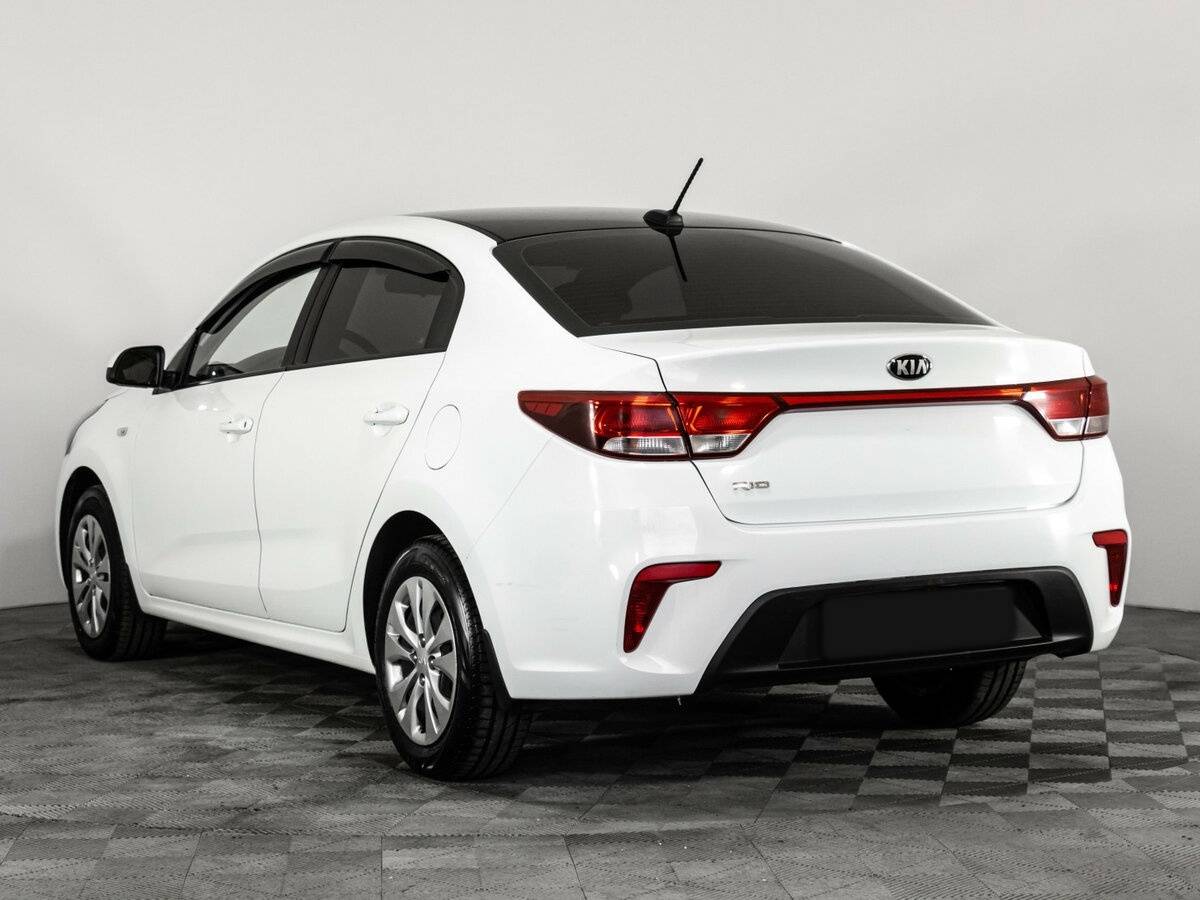 Б/У Киа Рио 2017 года. Фото: #5