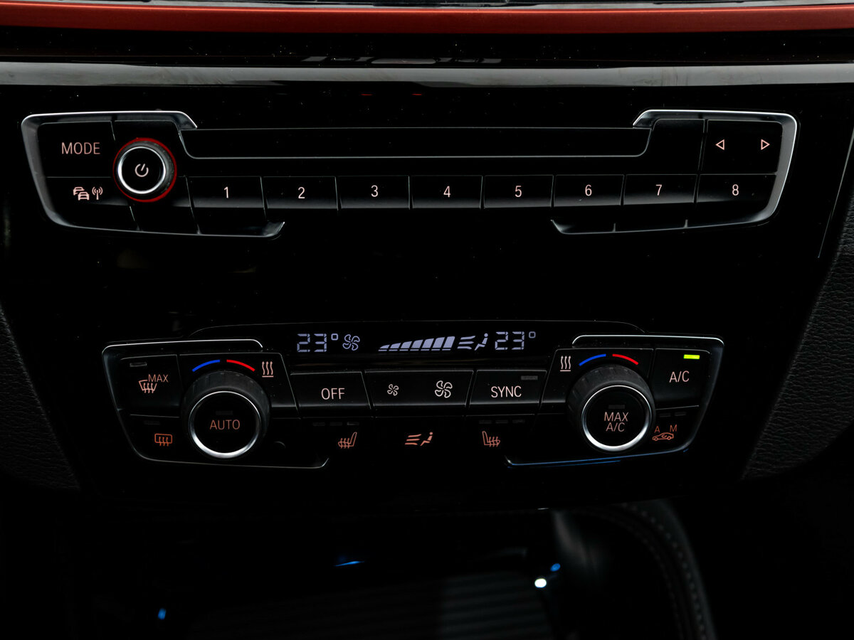 Б/У БМВ Икс1 2017 года. Фото: #10