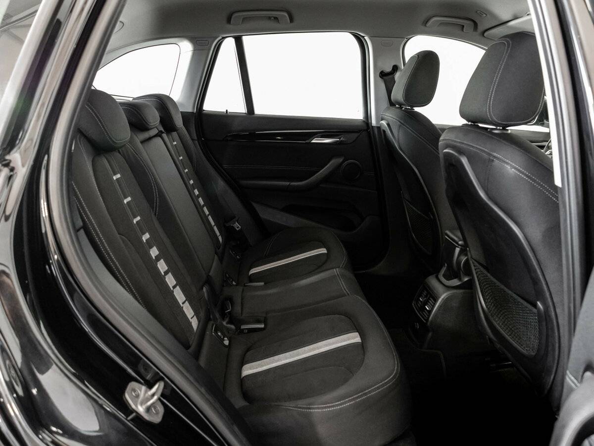 Б/У БМВ Икс1 2017 года. Фото: #20