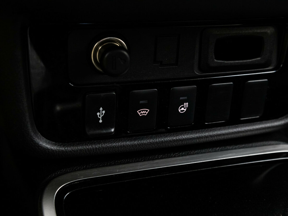 Б/У Митсубиши Оутлэндер 2019 года. Фото: #11