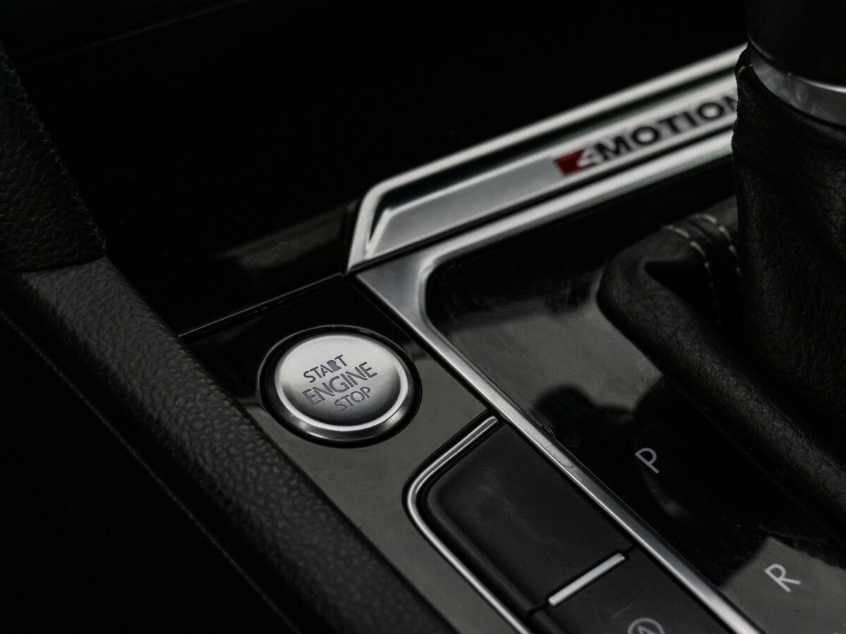 Б/У Фольксваген Пассат 2018 года. Фото: #19