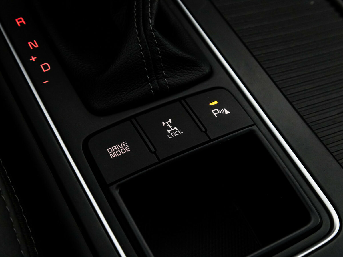 Б/У Киа Соренто 2019 года. Фото: #13