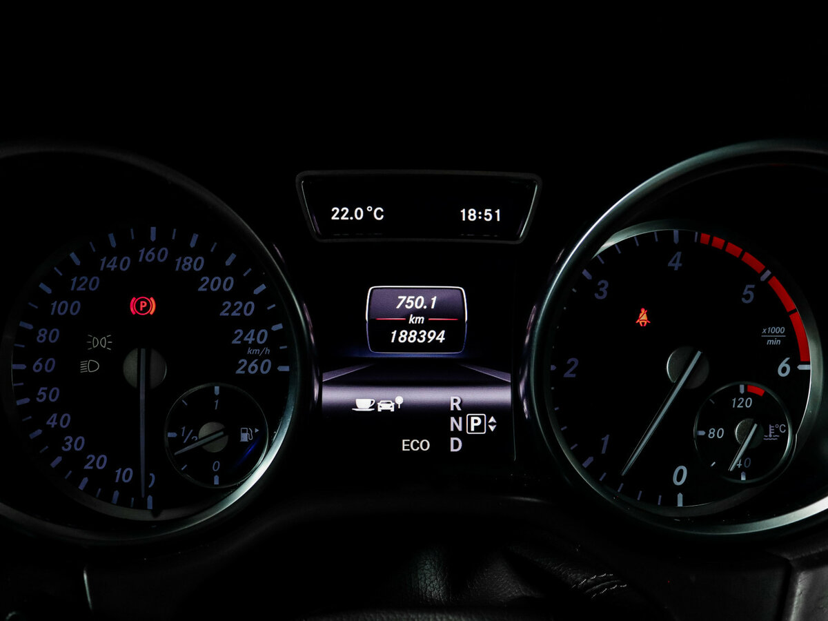 Б/У Мерседес-Бенц М-Класс 2012 года. Фото: #8