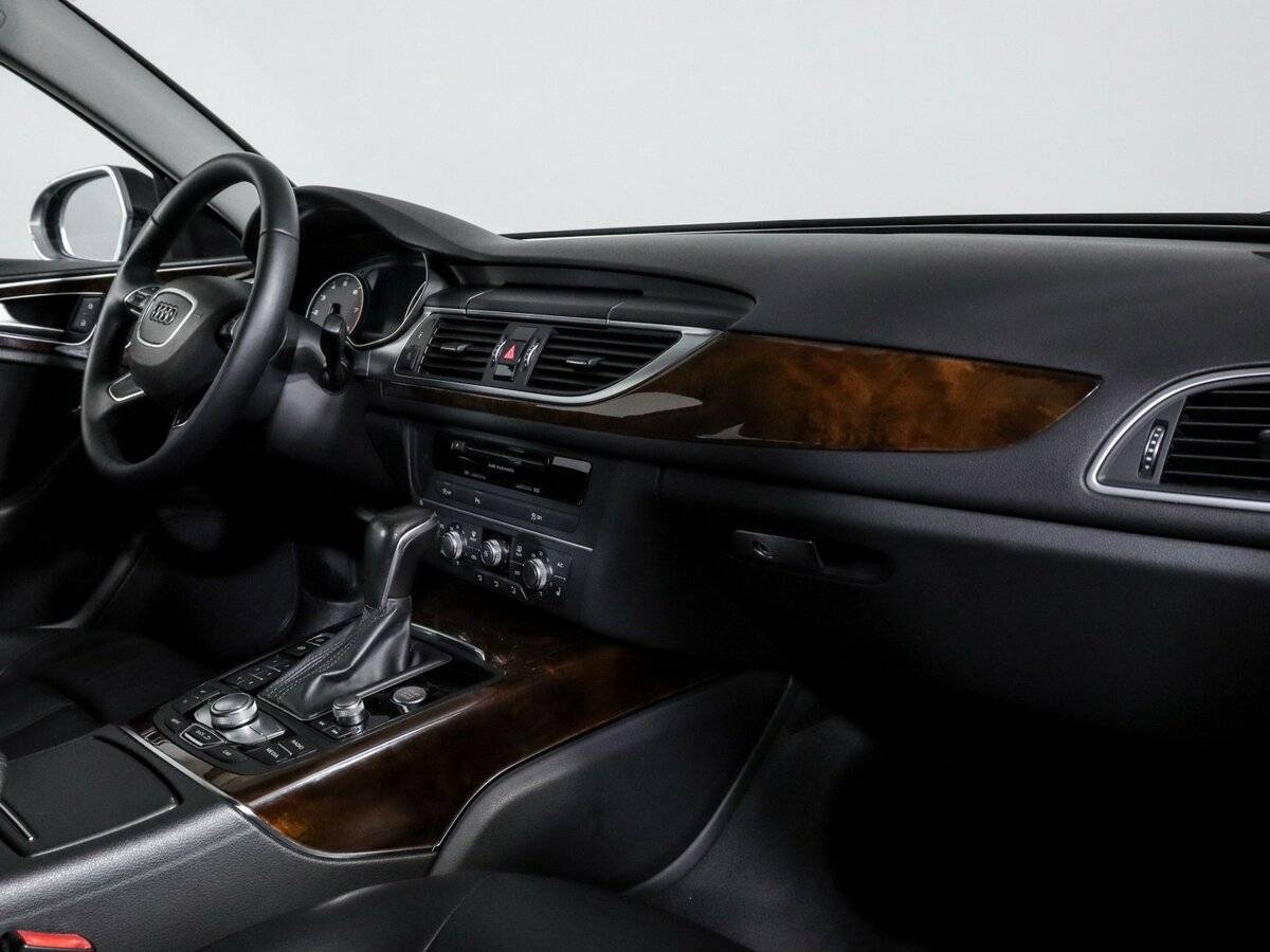 Б/У Ауди А6 2015 года. Фото: #6