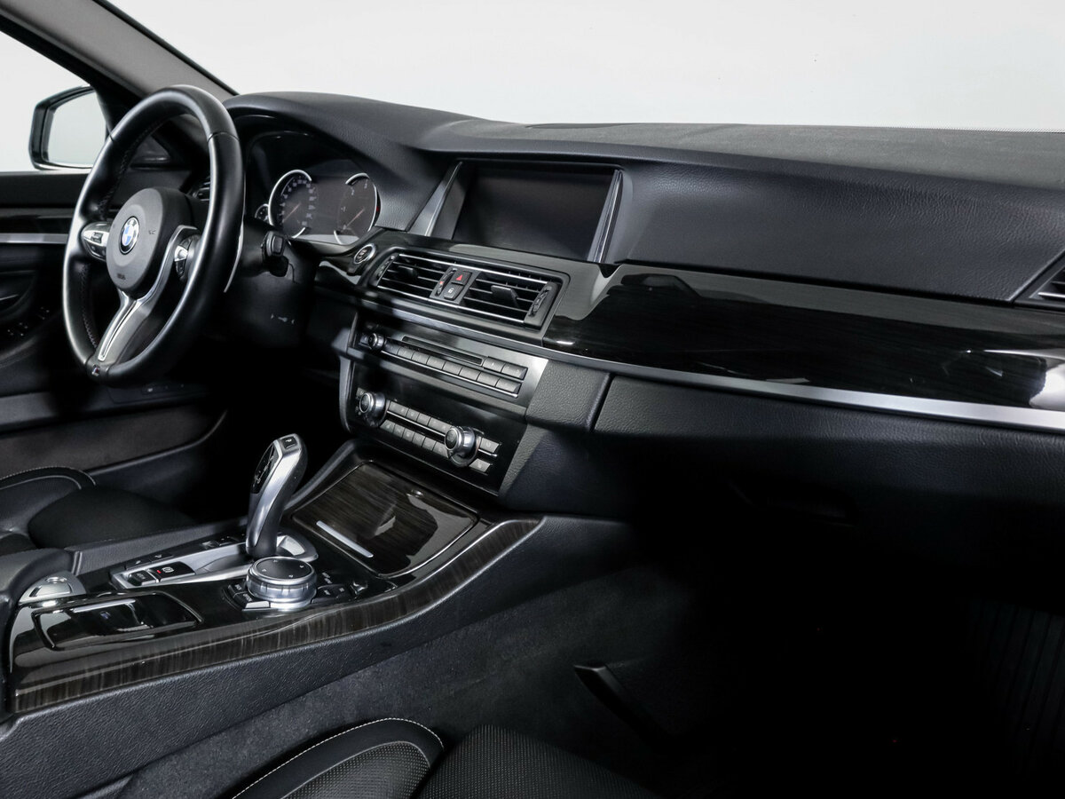 Б/У БМВ 5 серии 2016 года. Фото: #6