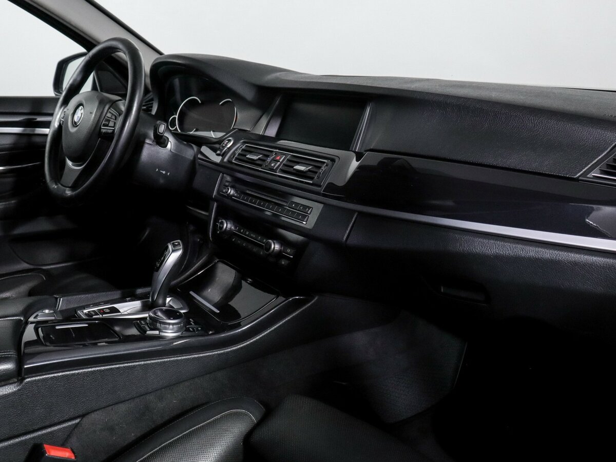 Б/У БМВ 5 серии 2014 года. Фото: #8