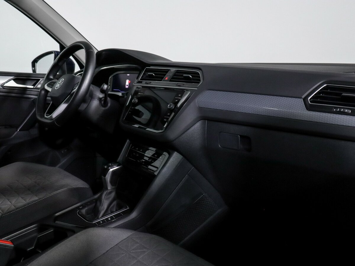 Б/У Фольксваген Тигуан 2021 года. Фото: #6