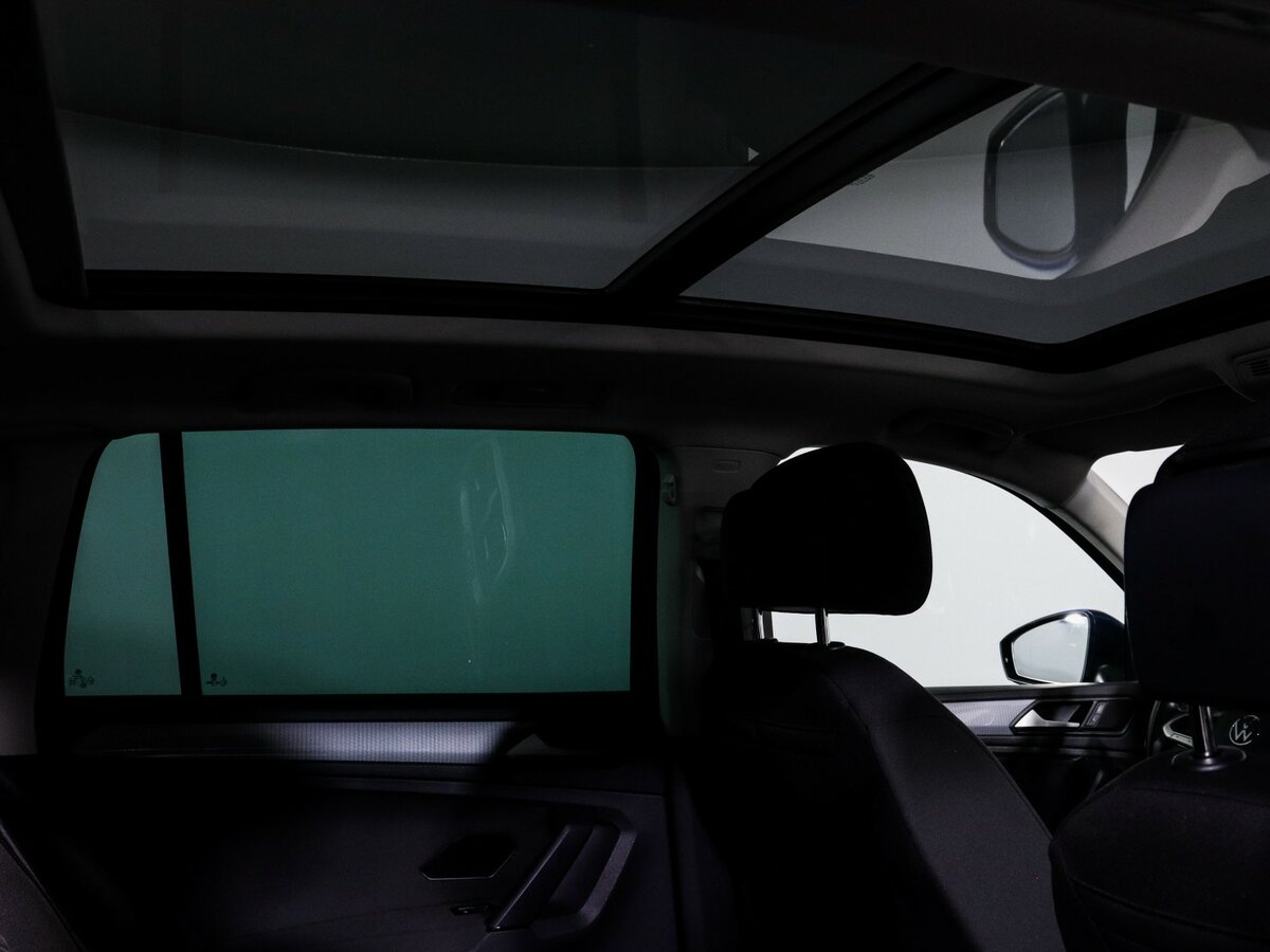 Б/У Фольксваген Тигуан 2021 года. Фото: #14