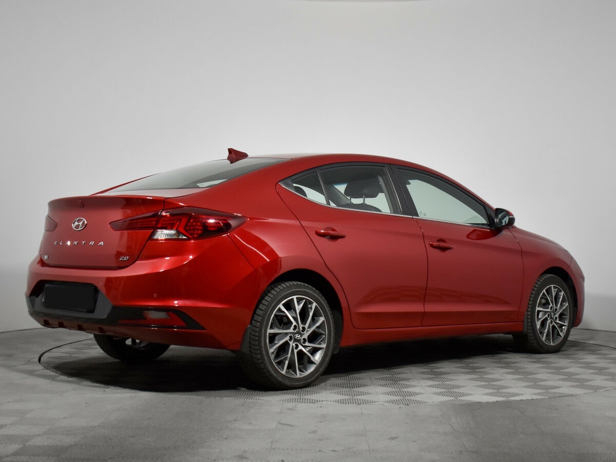 Б/У Хендай Елантра 2019 года. Фото: #3