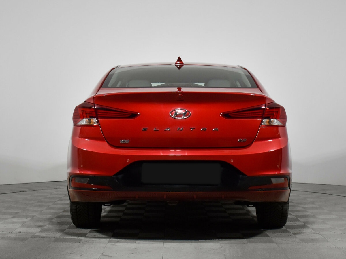 Б/У Хендай Елантра 2019 года. Фото: #4