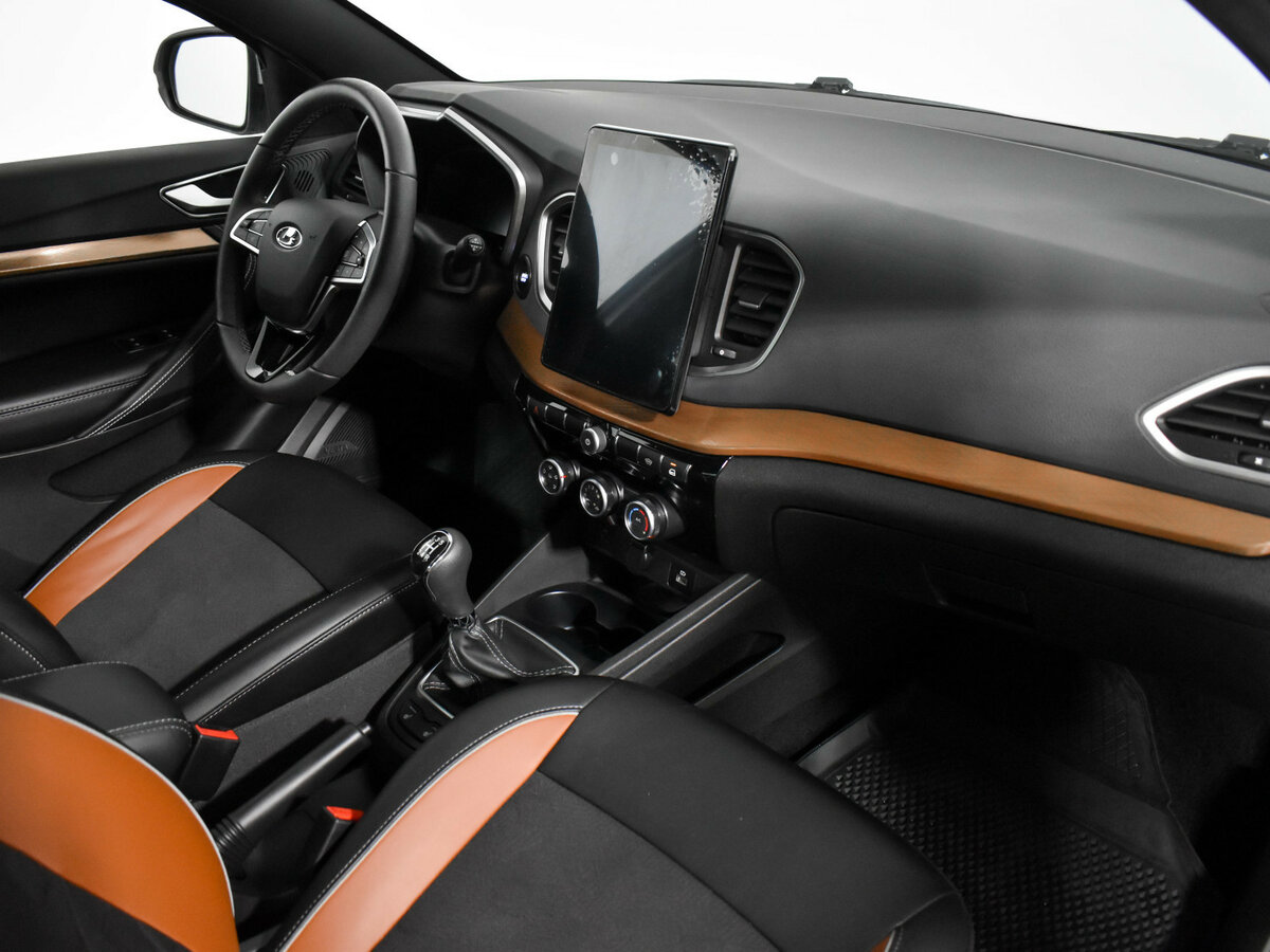 Б/У Лада (ВАЗ) Веста 2023 года. Фото: #11