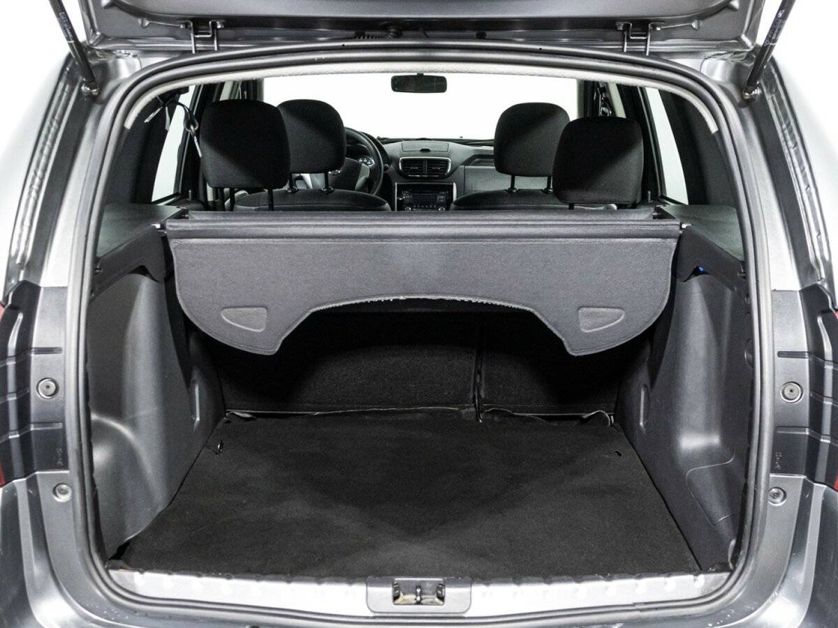 Б/У Ниссан Террано 2014 года. Фото: #14