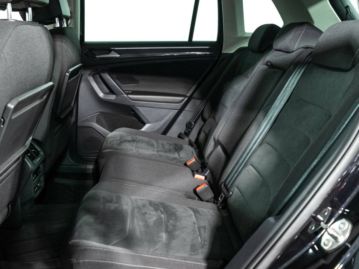 Б/У Фольксваген Тигуан 2018 года. Фото: #9