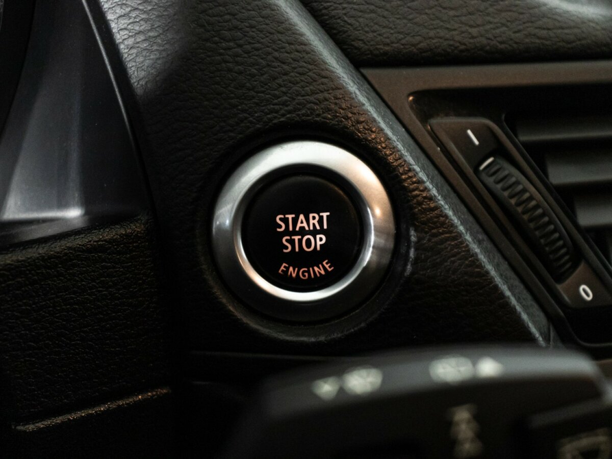 Б/У БМВ Икс1 2013 года. Фото: #15