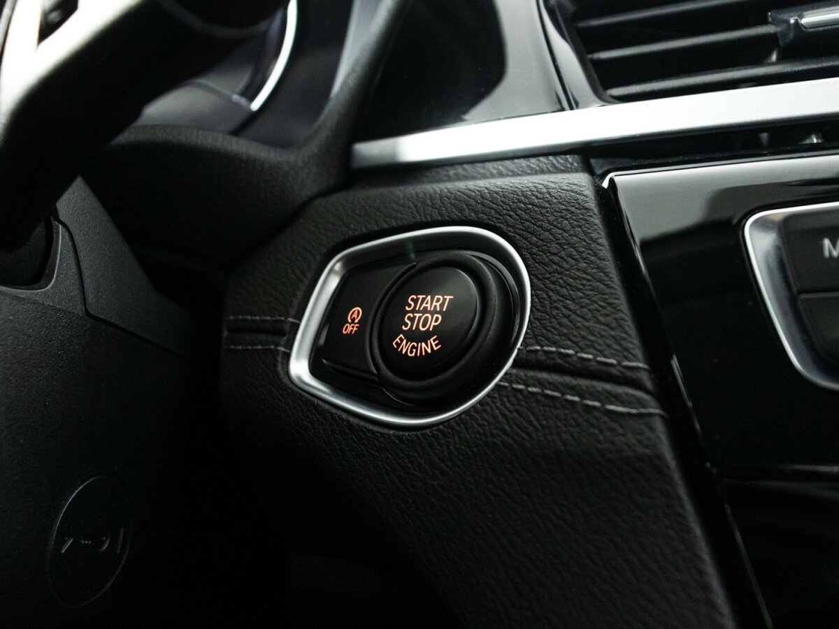 Б/У БМВ Икс1 2019 года. Фото: #17