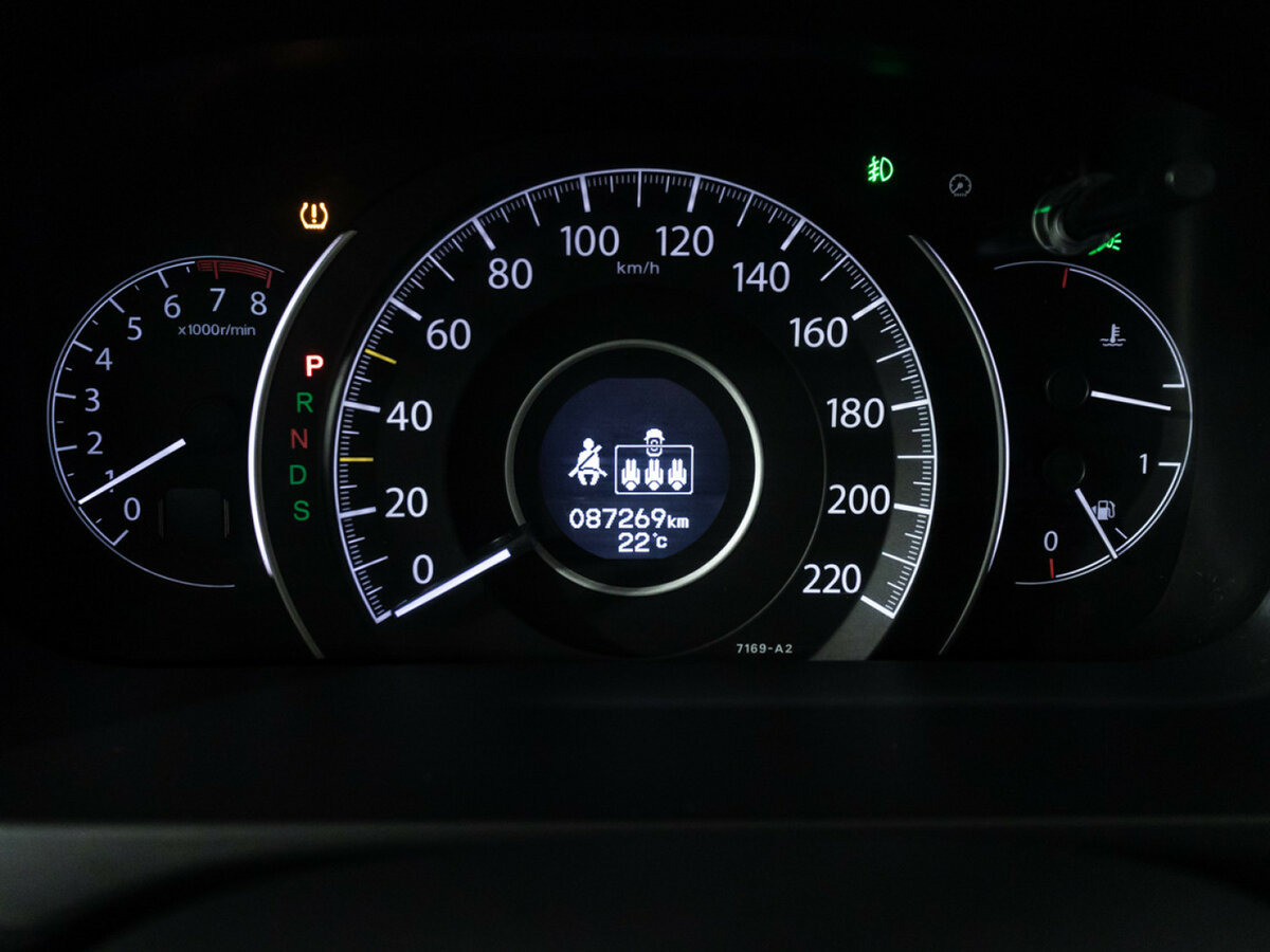 Б/У Хонда ЦР-В 2013 года. Фото: #11