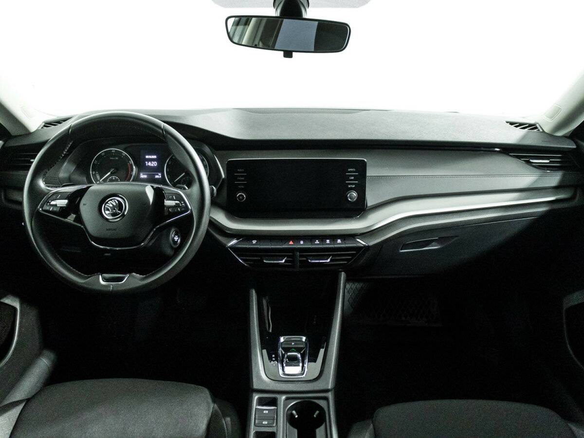 Б/У Шкода Октавия 2021 года. Фото: #12