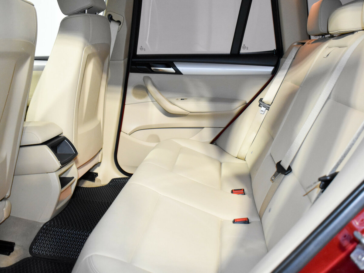 Б/У БМВ Икс3 2013 года. Фото: #9