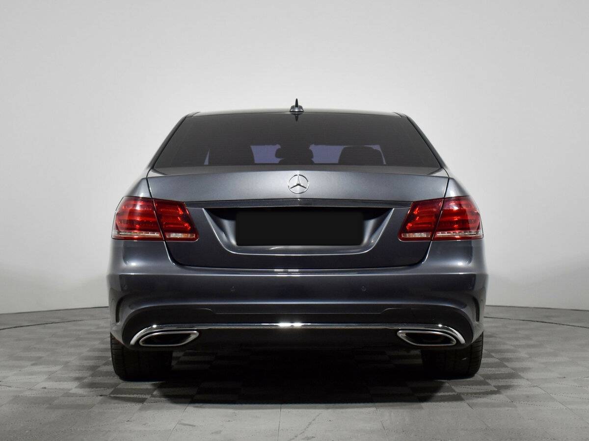 Б/У Мерседес-Бенц Е-Класс 2014 года. Фото: #4
