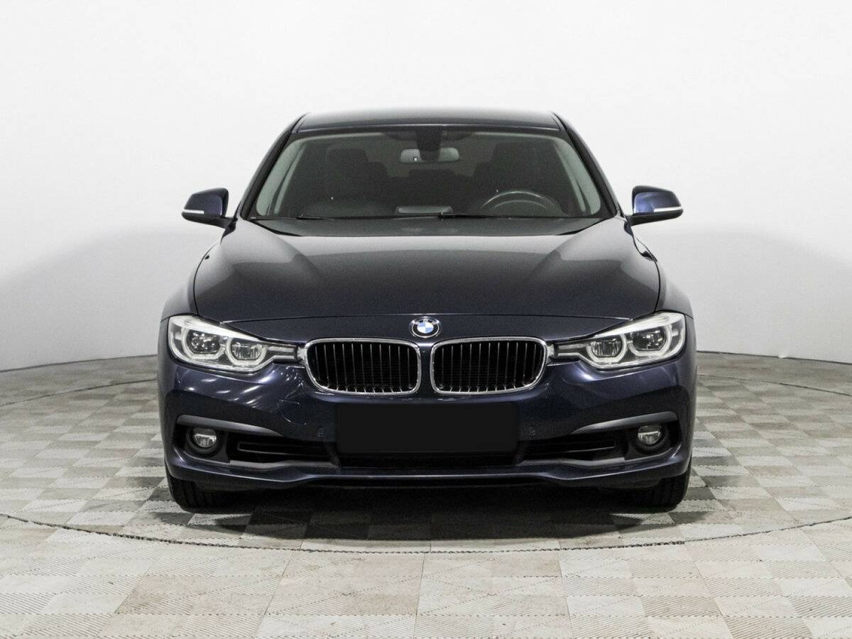 Б/У БМВ 3 серии 2017 года. Фото: #1