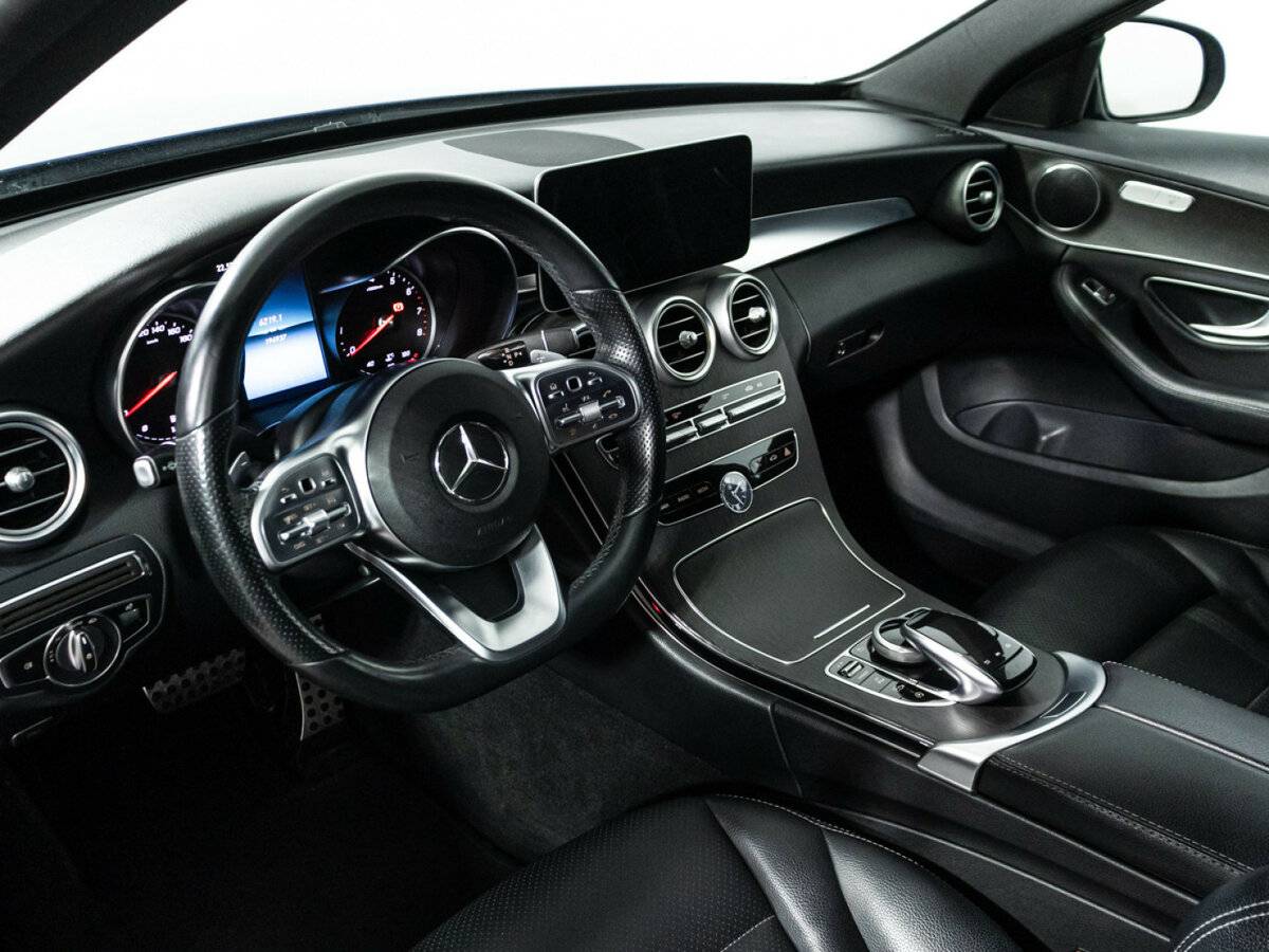 Б/У Мерседес-Бенц Ц-Класс 2018 года. Фото: #10