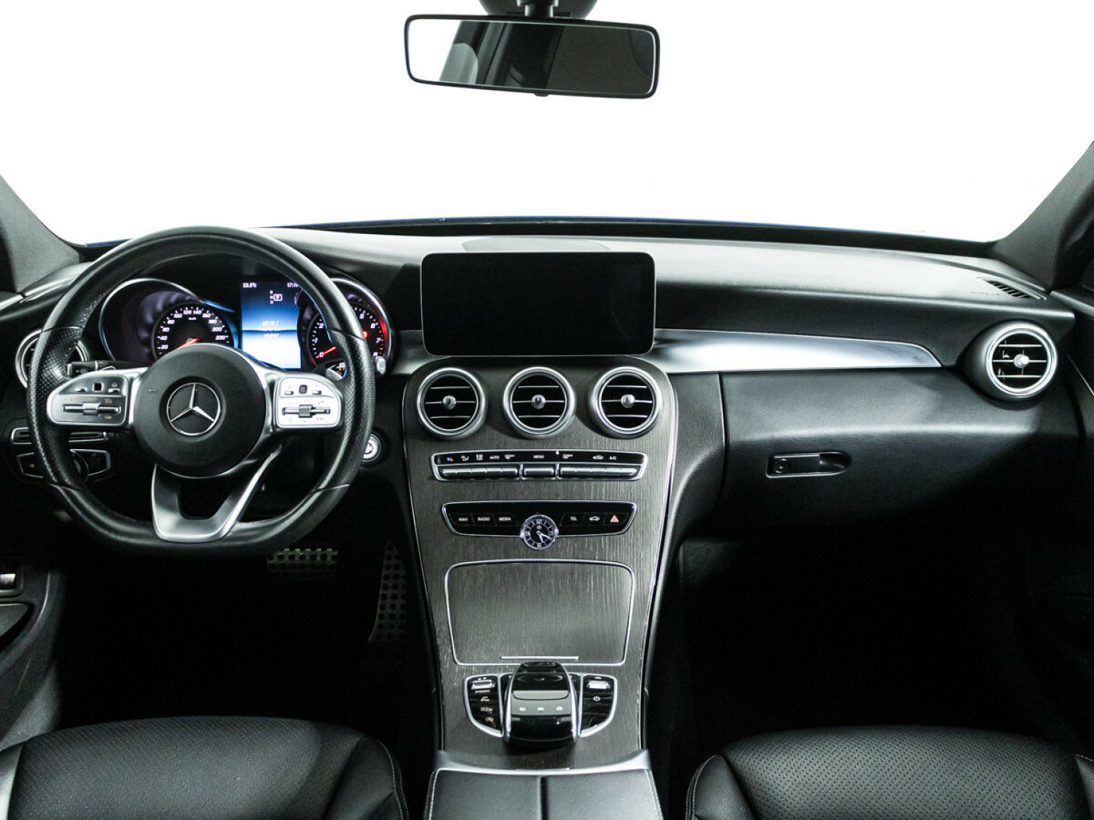 Б/У Мерседес-Бенц Ц-Класс 2018 года. Фото: #12