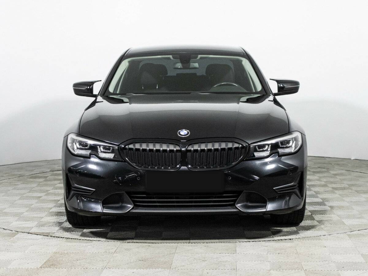 Б/У БМВ 3 серии 2020 года. Фото: #1