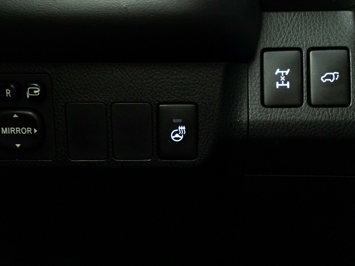 Б/У Тойота Рав4 2015 года. Фото: #16