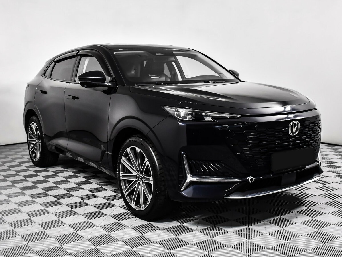 Б/У Чанган УНИ-К 2023 года. Фото: #2