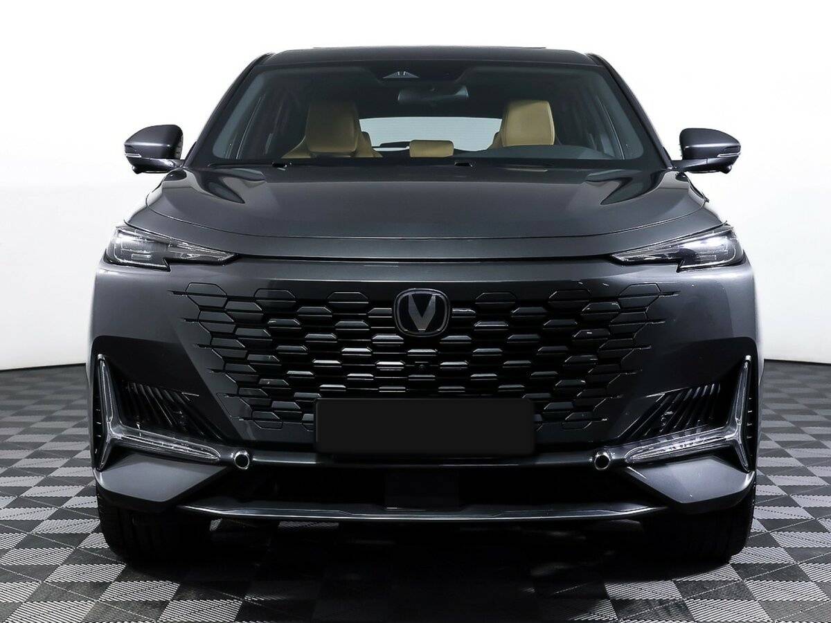 Б/У Чанган УНИ-К 2023 года. Фото: #1