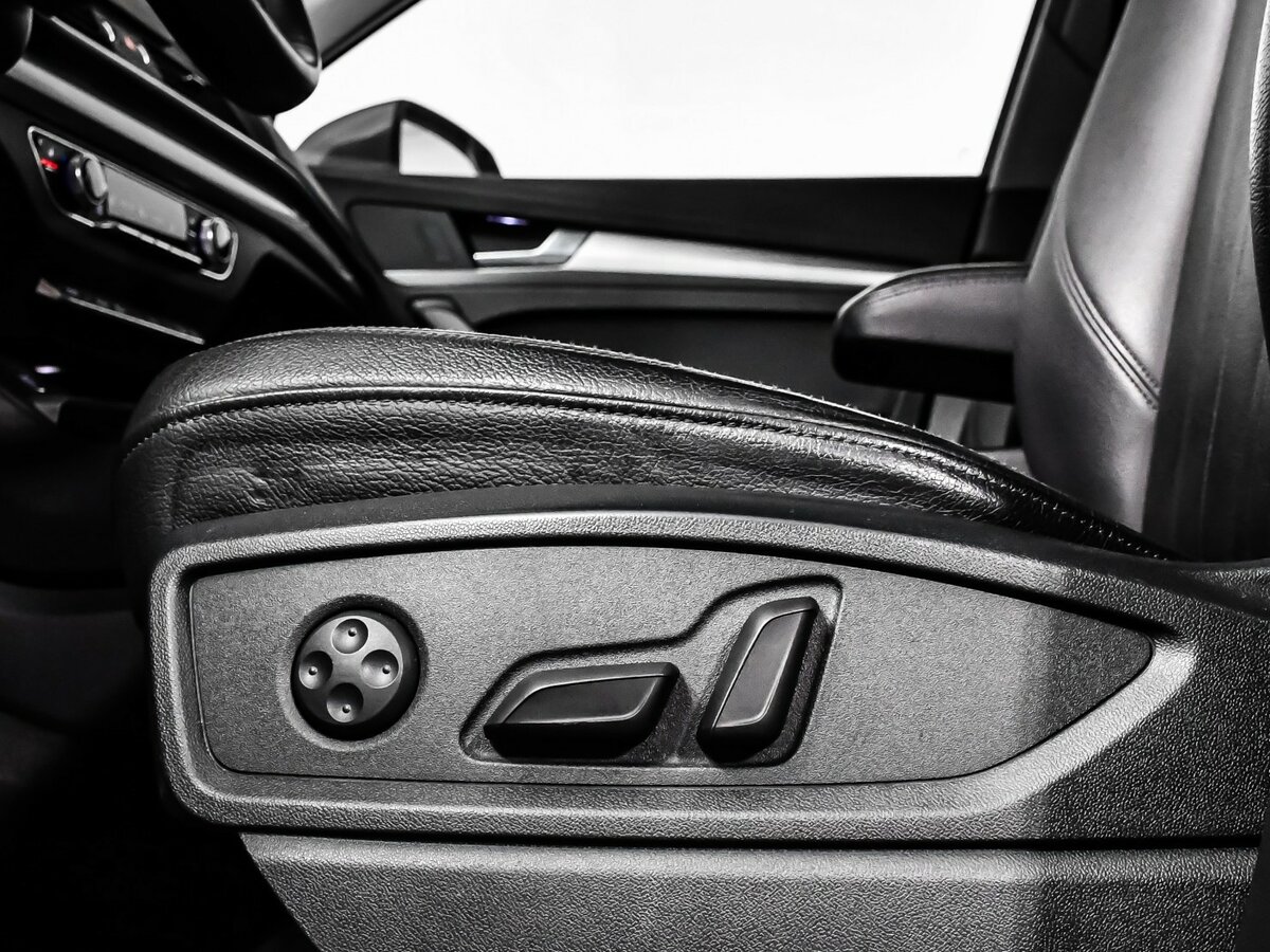 Б/У Ауди К5 2019 года. Фото: #10