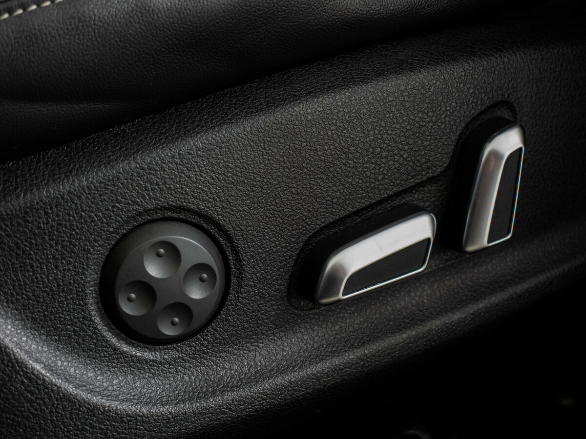 Б/У Ауди А6 2015 года. Фото: #16