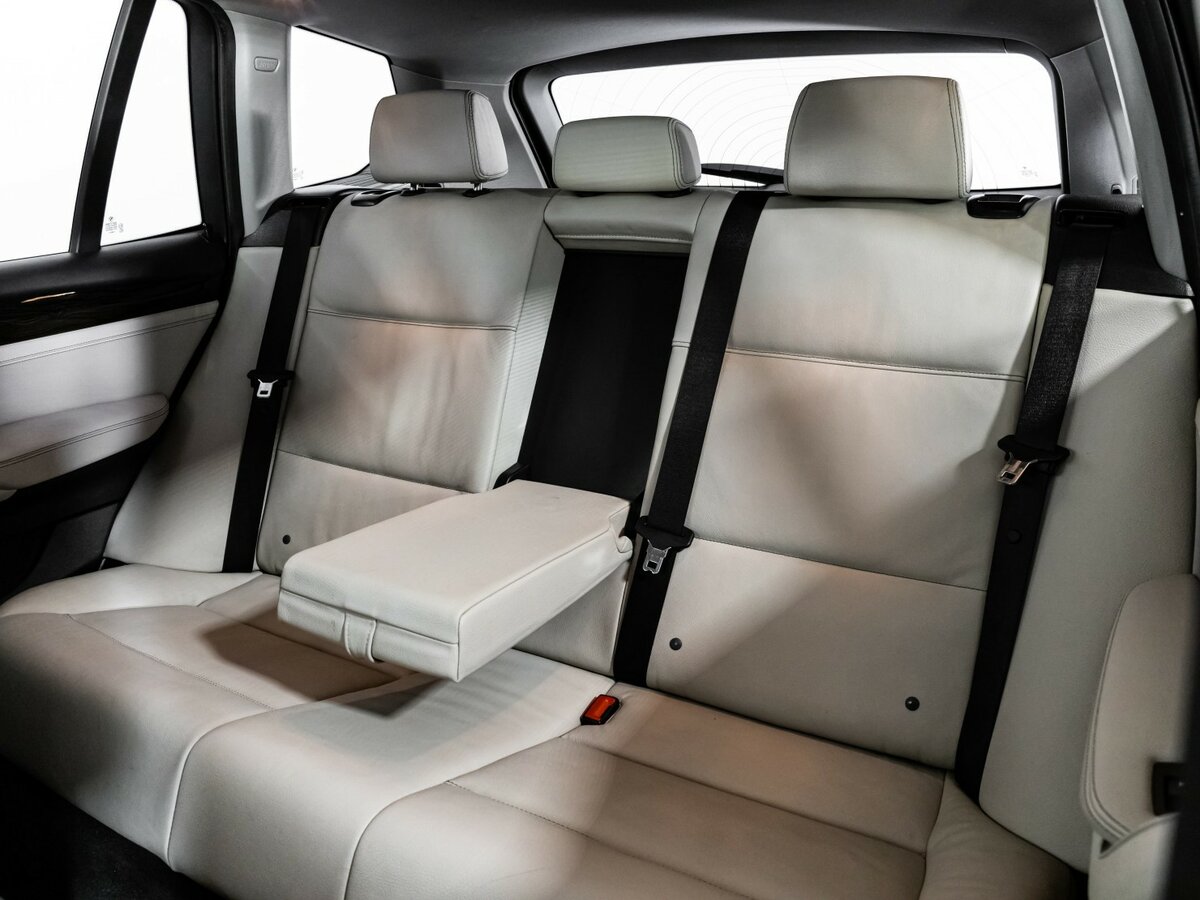 Б/У БМВ Икс3 2013 года. Фото: #10