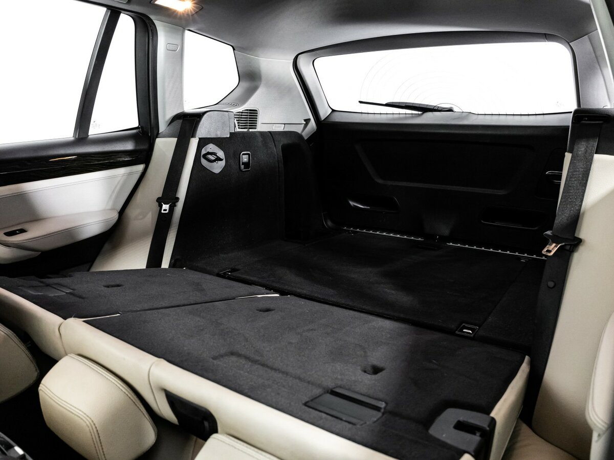 Б/У БМВ Икс3 2013 года. Фото: #15