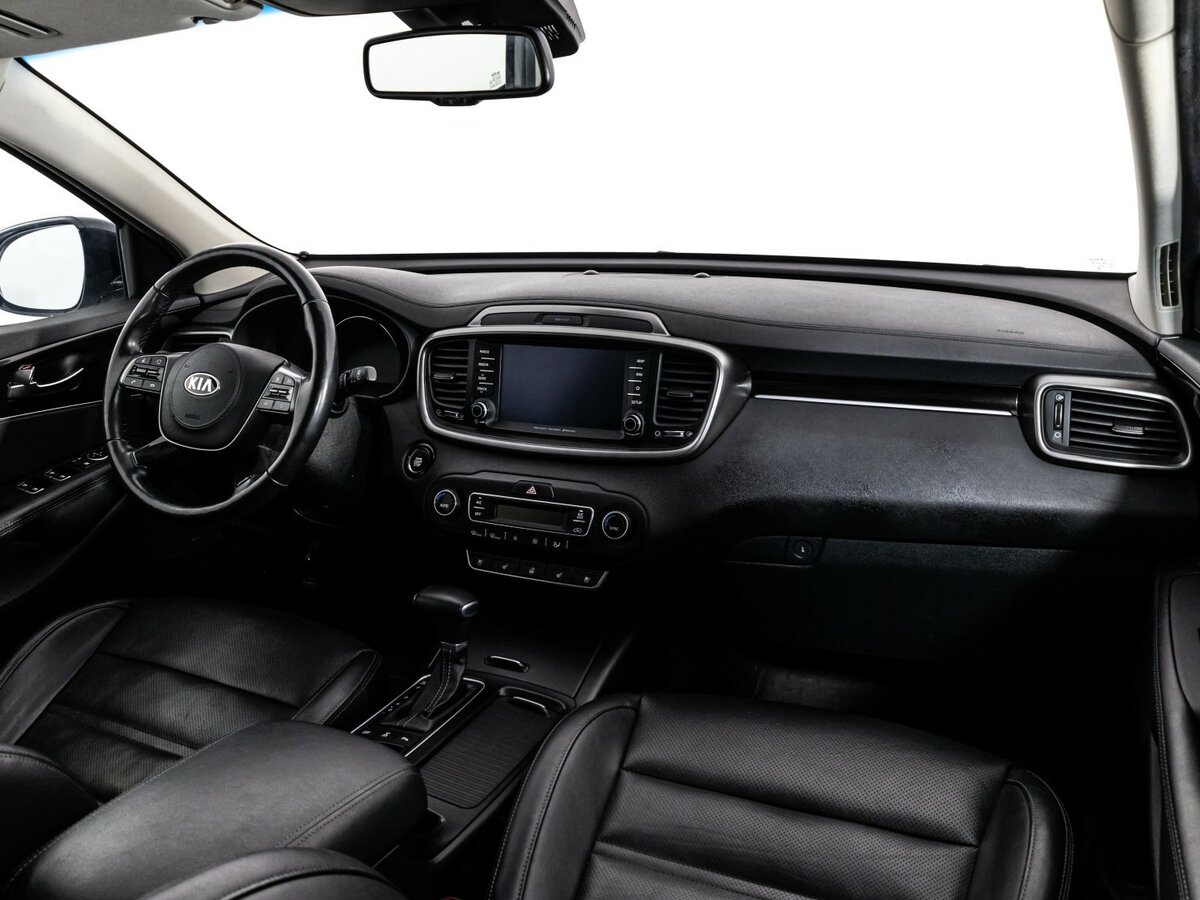 Б/У Киа Соренто 2018 года. Фото: #6