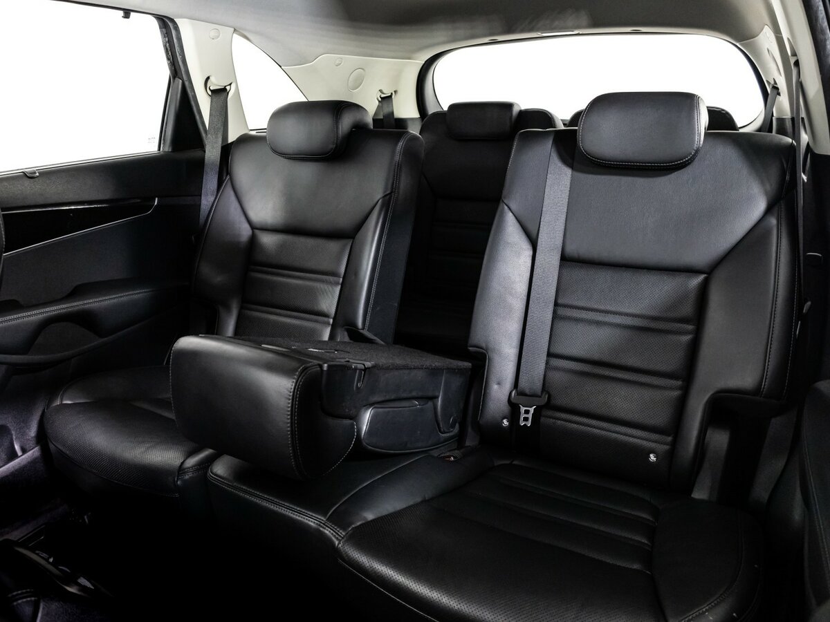 Б/У Киа Соренто 2018 года. Фото: #18