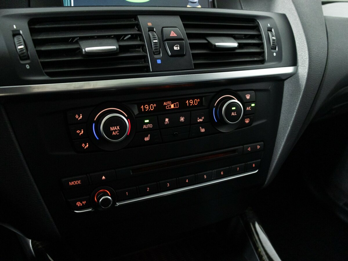 Б/У БМВ Икс3 2012 года. Фото: #18