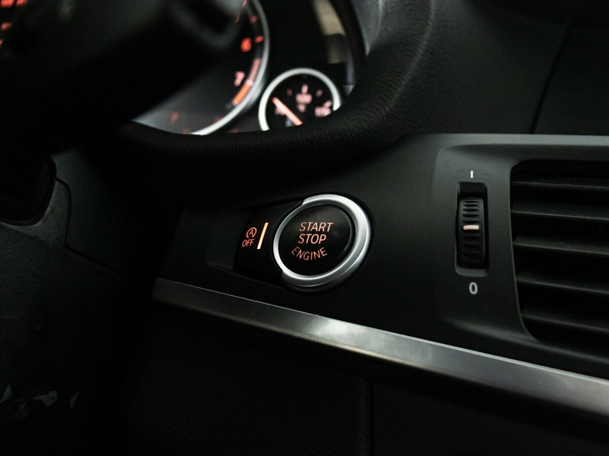 Б/У БМВ Икс3 2012 года. Фото: #20