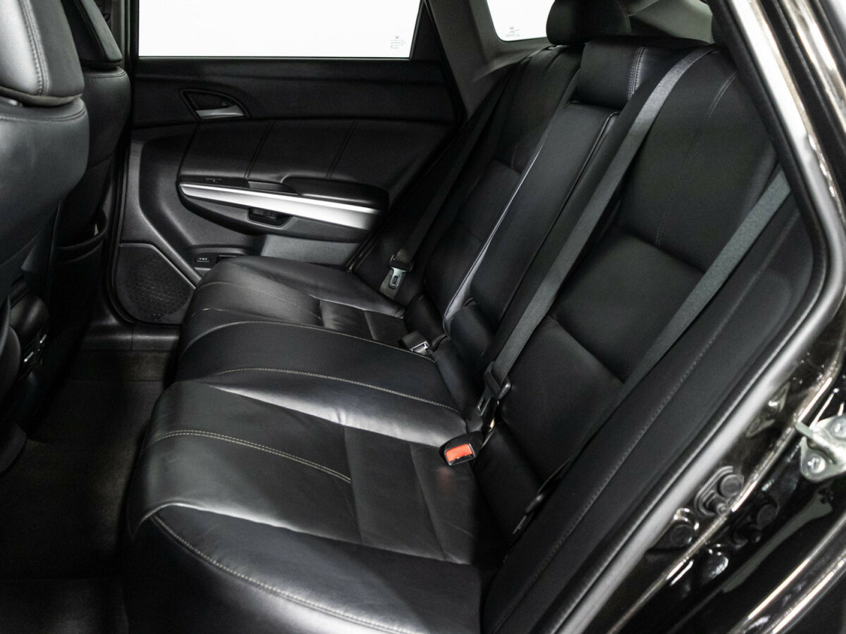 Б/У Хонда Кросстур 2014 года. Фото: #7