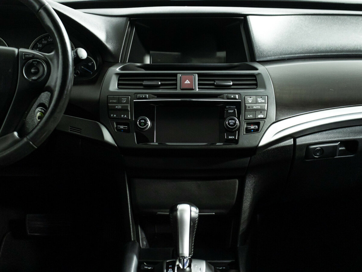 Б/У Хонда Кросстур 2014 года. Фото: #11