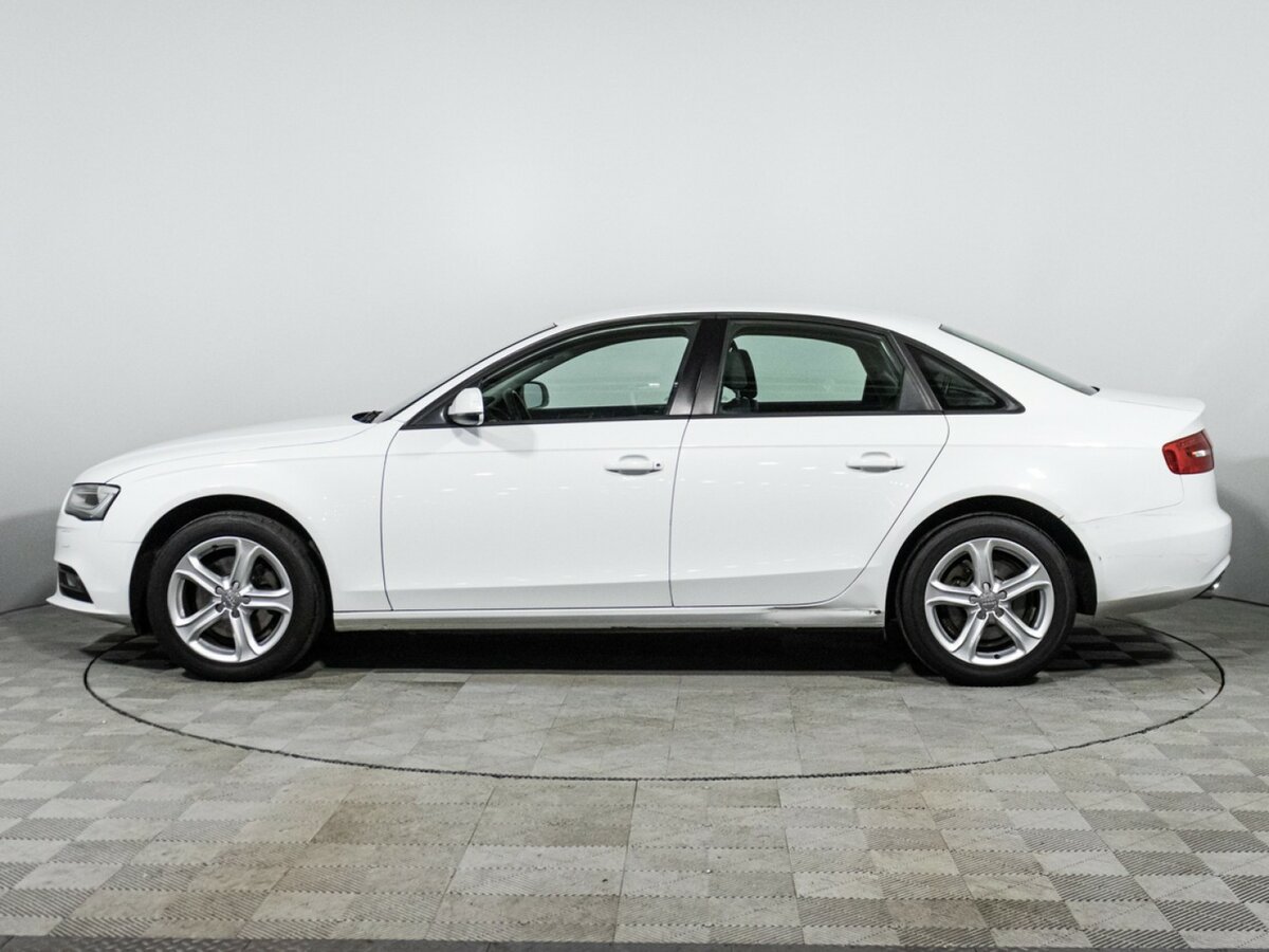 Б/У Ауди А4 2015 года. Фото: #7