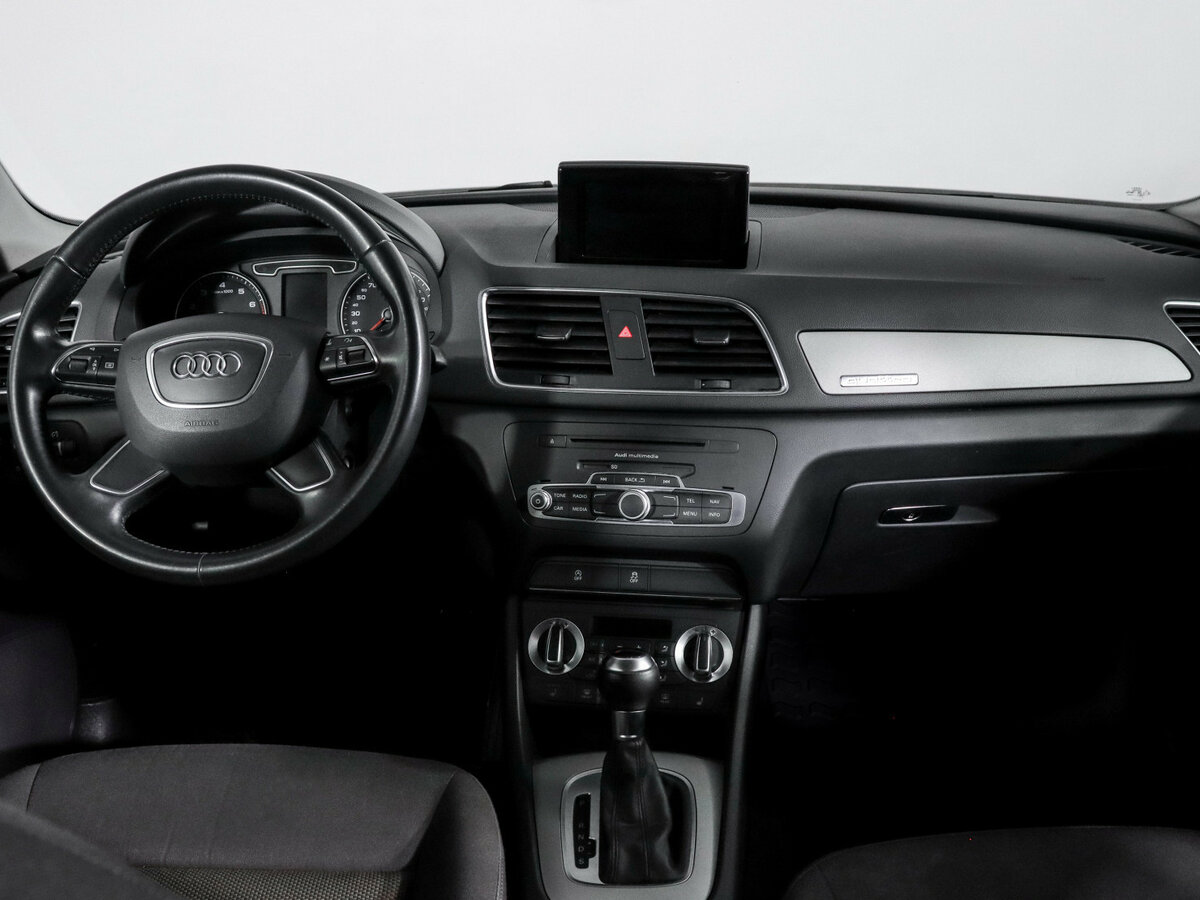 Б/У Ауди К3 2014 года. Фото: #8