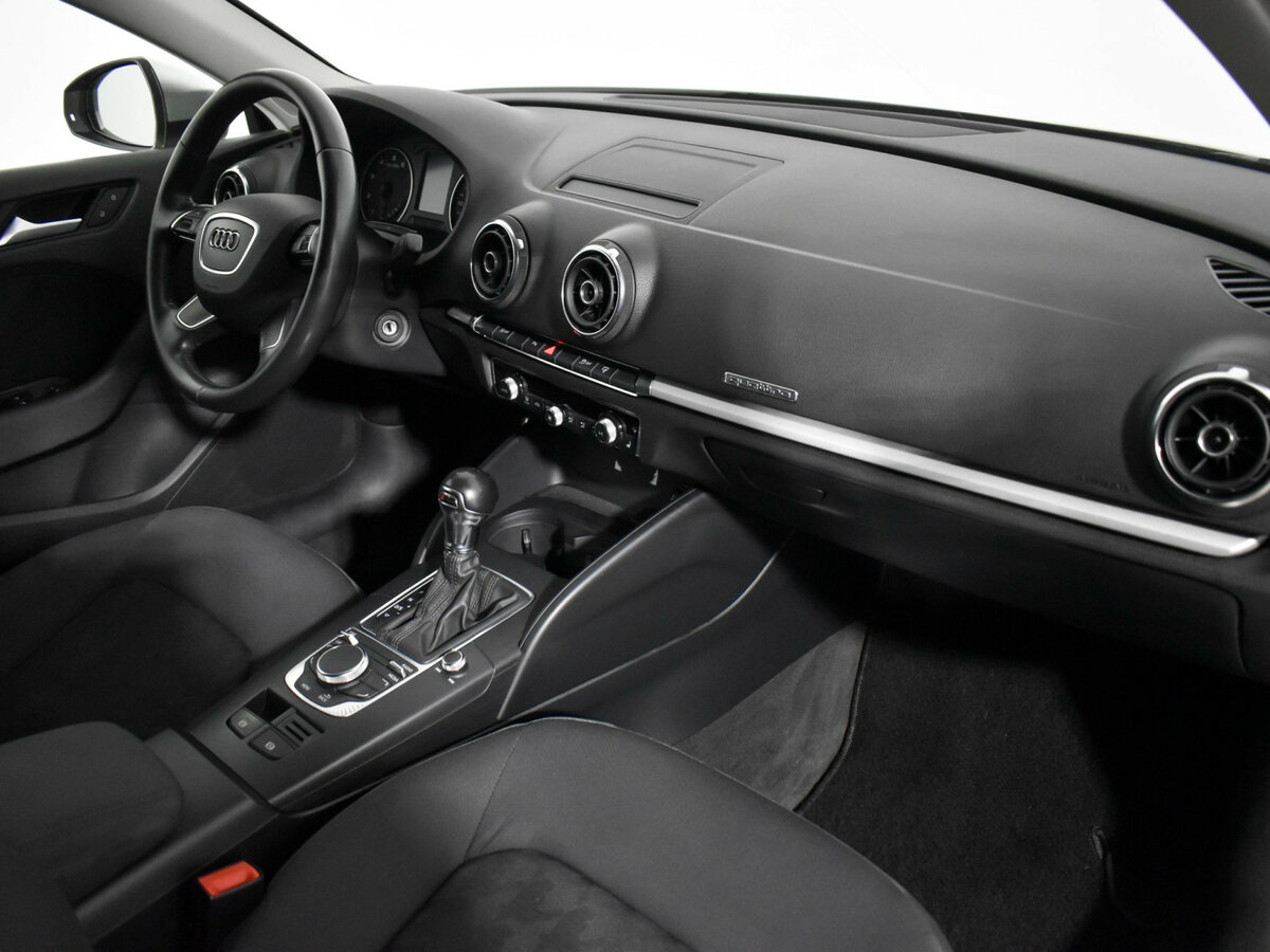 Б/У Ауди А3 2013 года. Фото: #11