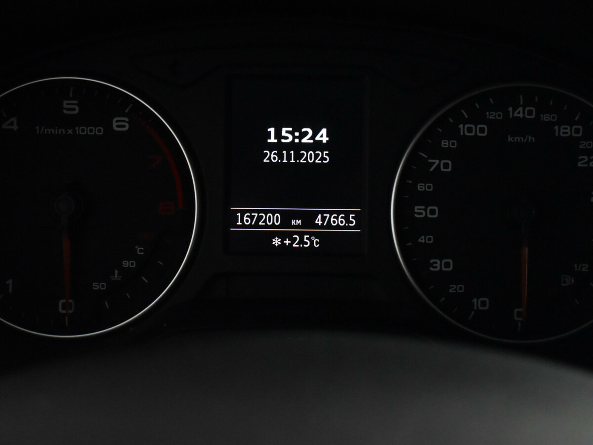 Б/У Ауди А3 2013 года. Фото: #17